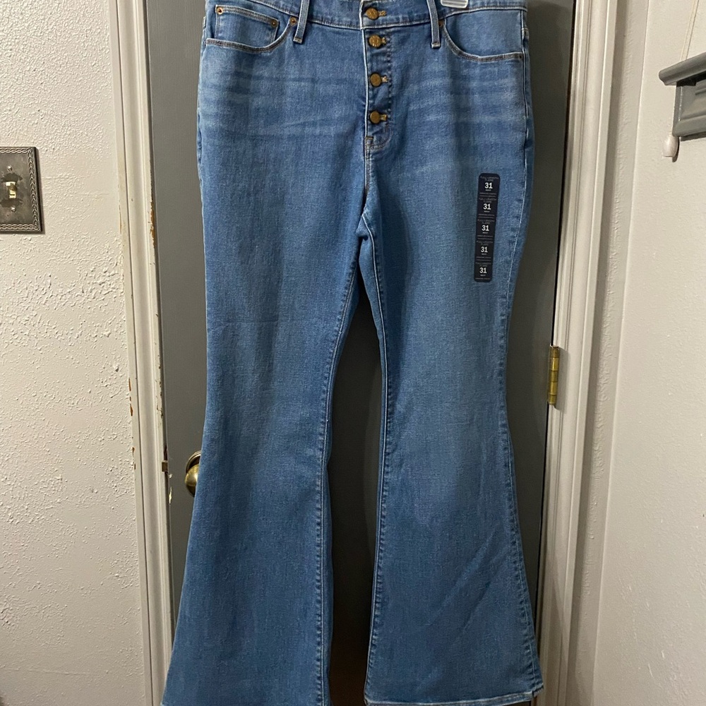 NWT J.Crew Mid Rise flare jeans, bellbottoms button fly women’s 31